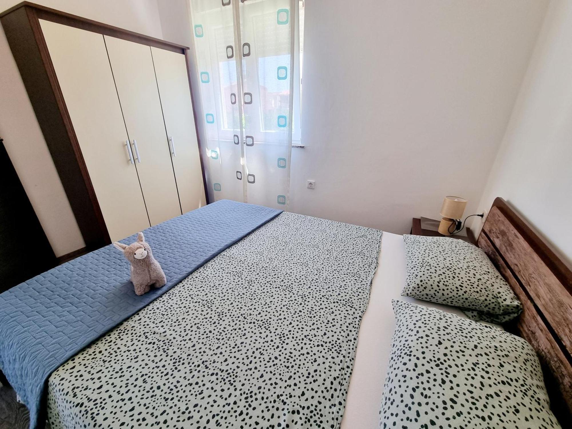 Apartments Ema Pula Luaran gambar