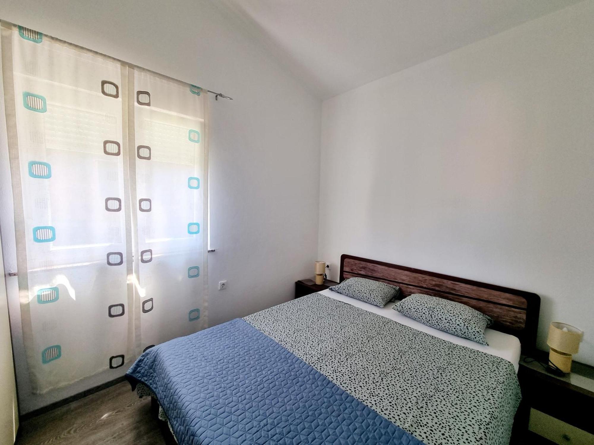 Apartments Ema Pula Luaran gambar
