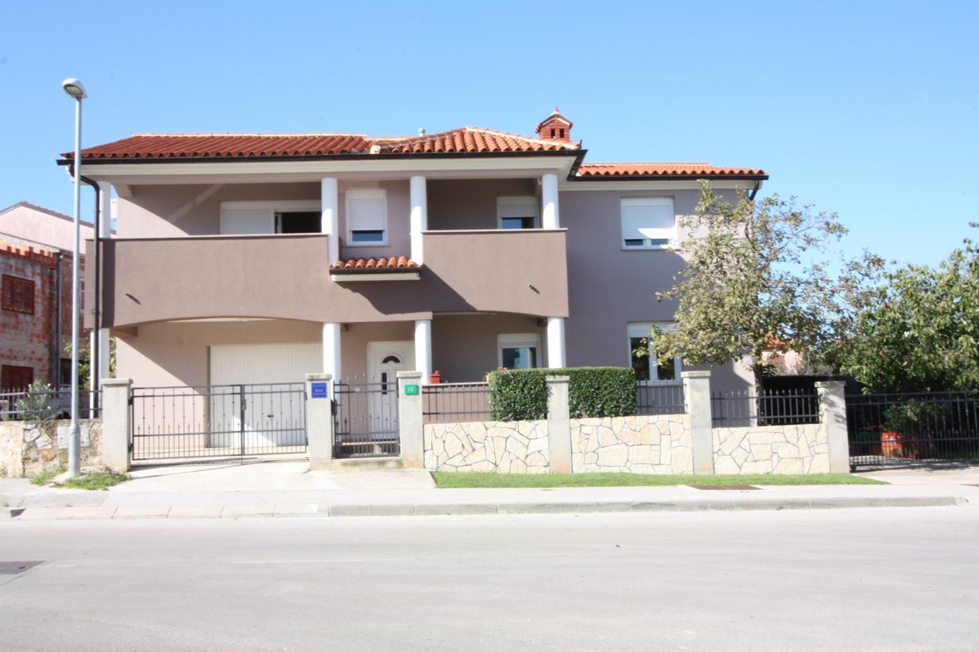 Apartments Ema Pula Bilik gambar