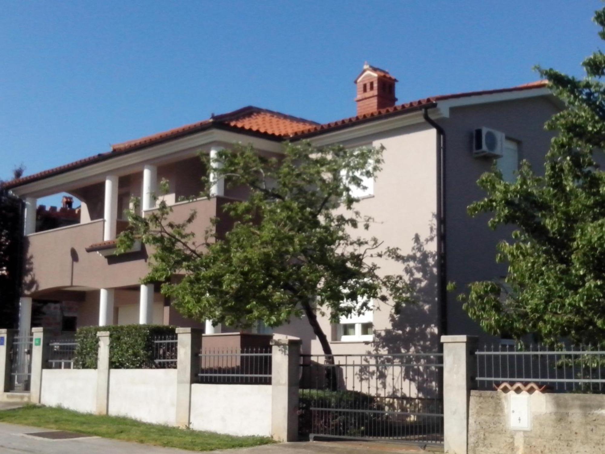 Apartments Ema Pula Bilik gambar