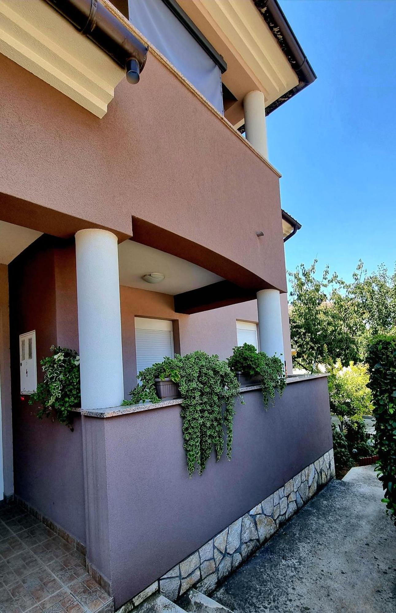 Apartments Ema Pula Luaran gambar